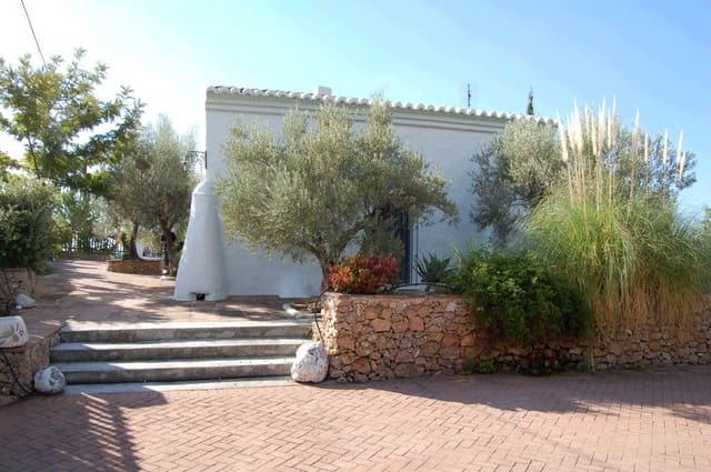 Chalet de 3 habitaciones en Frigiliana en alquiler con piscina - 1.400 € (Ref: 6225060)