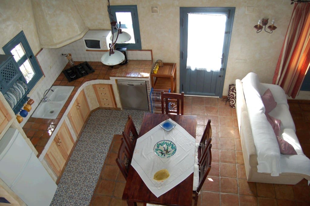 3 bedroom Villa for rent in Frigiliana with pool garage - € 1,500 (Ref: 6225060)