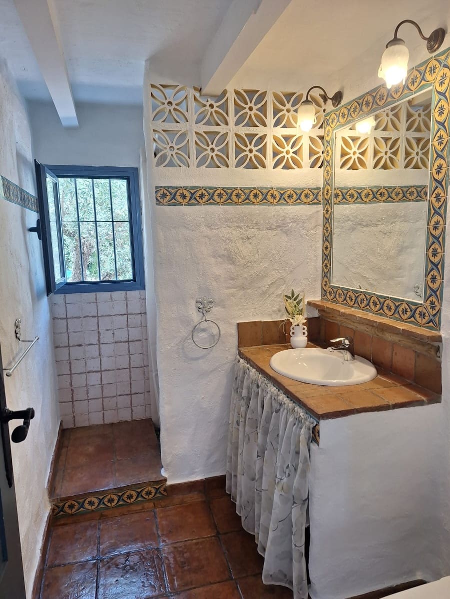 3 bedroom Villa for rent in Frigiliana with pool garage - € 1,500 (Ref: 6225060)