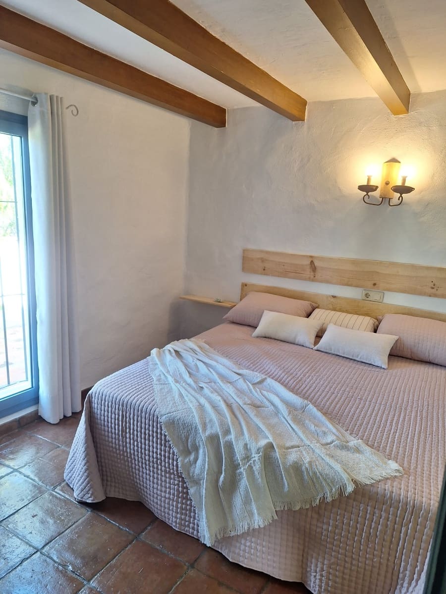 3 bedroom Villa for rent in Frigiliana with pool garage - € 1,500 (Ref: 6225060)