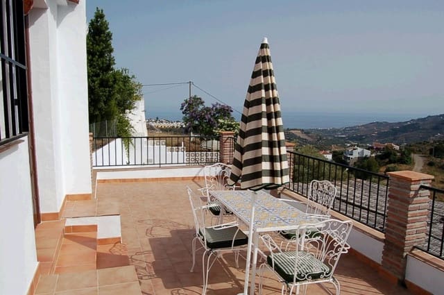 3 soverom Finca/Herregård til leie i Frigiliana med svømmebasseng garasje - € 1 600 (Ref: 6350468)