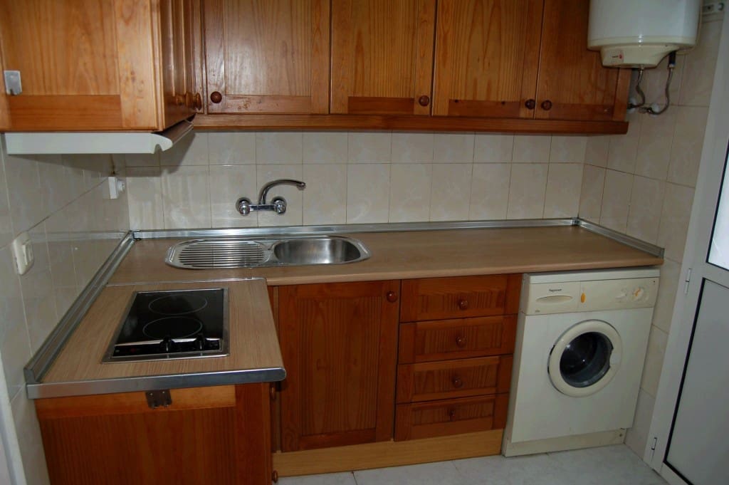 3 bedroom Apartment for rent in Torrox-Costa - € 530 (Ref: 6496528)