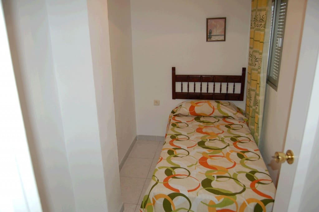 3 bedroom Apartment for rent in Torrox-Costa - € 530 (Ref: 6496528)