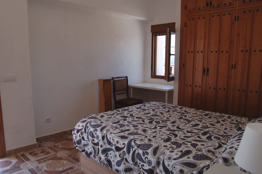 3 bedroom Villa for rent in Frigiliana - € 1,500 (Ref: 6824871)