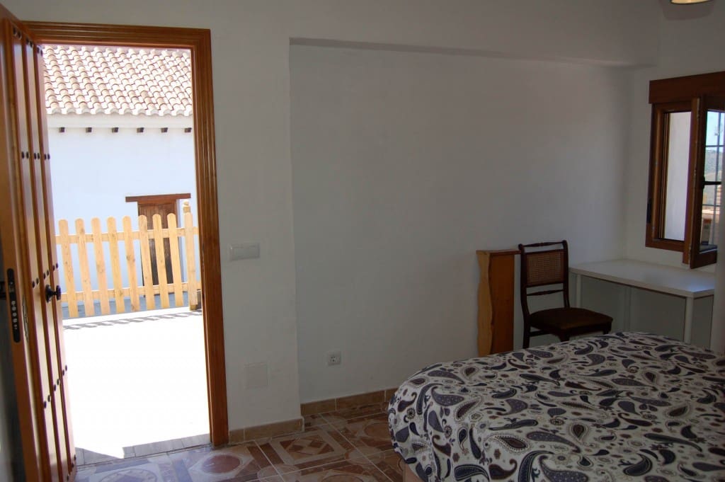 3 bedroom Villa for rent in Frigiliana - € 1,500 (Ref: 6824871)