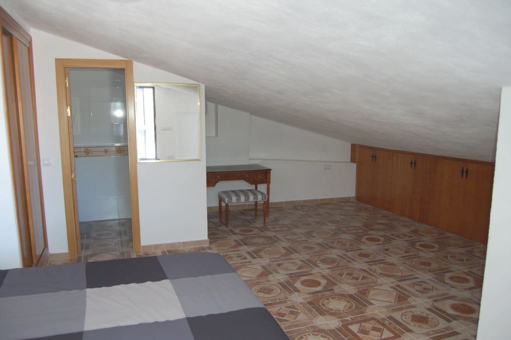 3 bedroom Villa for rent in Frigiliana - € 1,500 (Ref: 6824871)