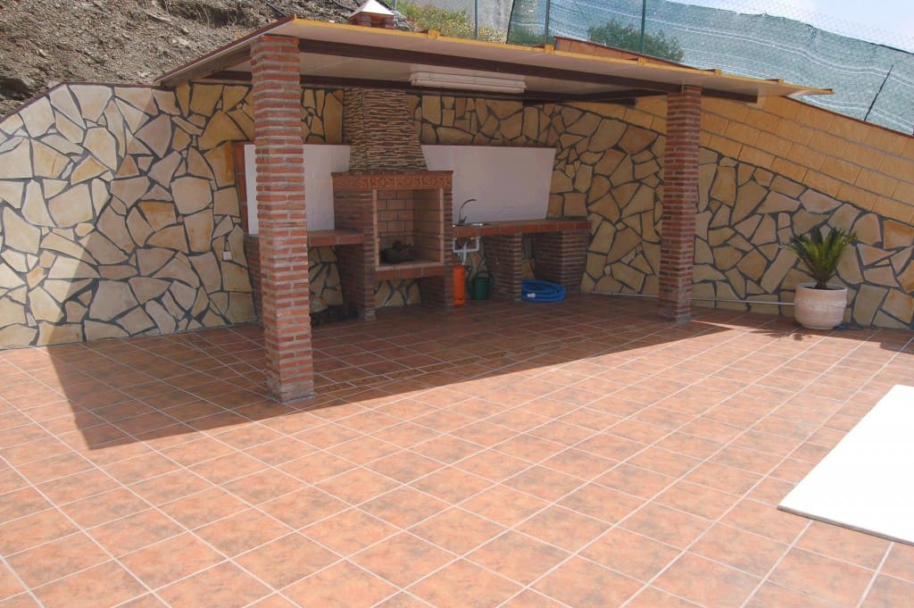 3 bedroom Villa for rent in Torrox with pool garage - € 1,200 (Ref: 6893025)