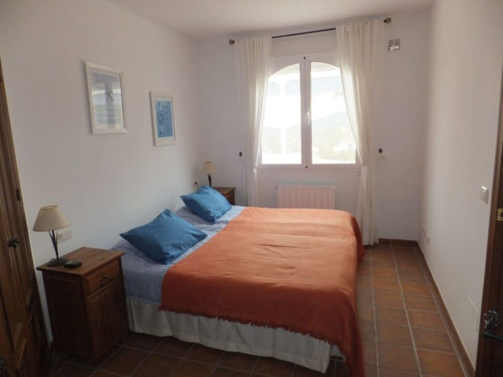 2 sovrum Lägenhet att hyra i Frigiliana med pool garage - 1 000 € (Ref: 7454581)