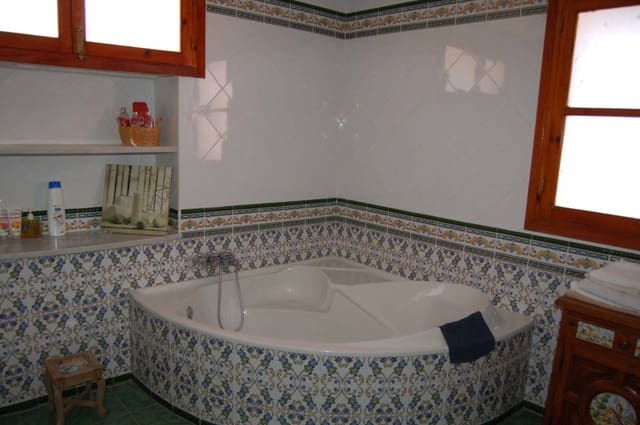 3 camera da letto Villa da affittare in Nerja con piscina - 2.000 € (Rif: 7514129)