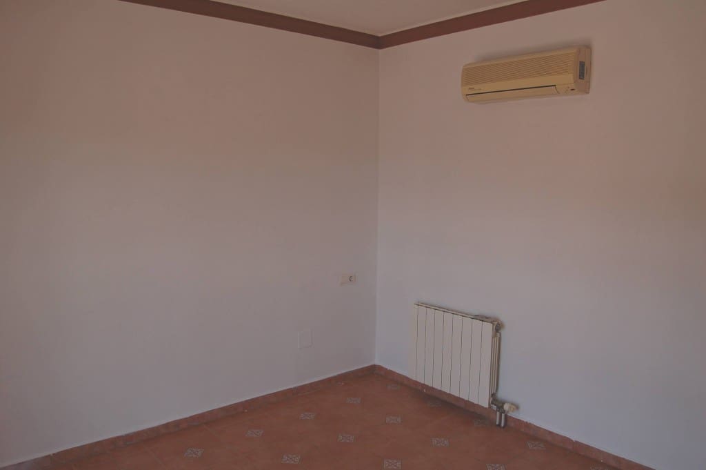 3 bedroom Villa for rent in Torrox with garage - € 1,200 (Ref: 7571685)