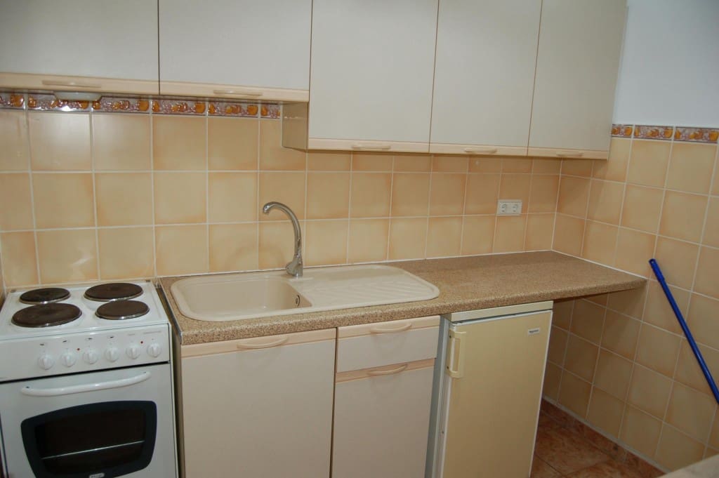 3 bedroom Villa for rent in Torrox with garage - € 1,200 (Ref: 7571685)