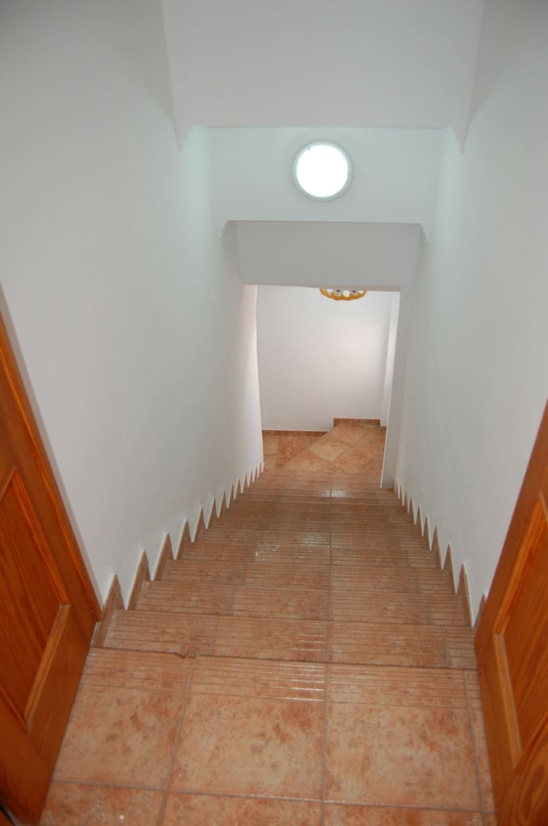 3 bedroom Villa for rent in Torrox with garage - € 1,200 (Ref: 7571685)