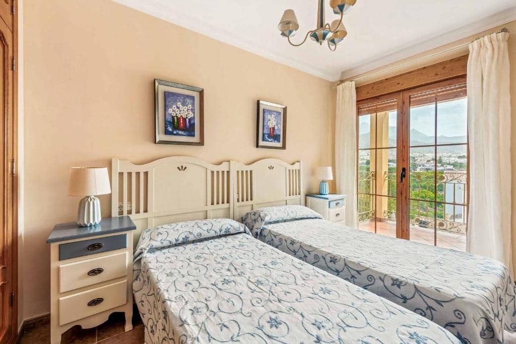 7 bedroom Villa for sale in Nerja with pool garage - € 918,750 (Ref: 7678533)