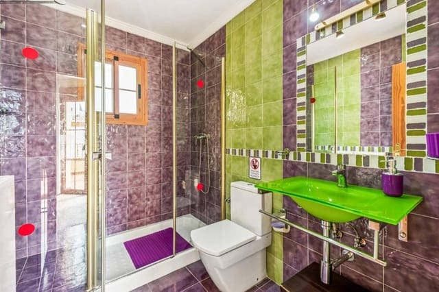 7 bedroom Villa for sale in Nerja with pool garage - € 918,750 (Ref: 7678533)