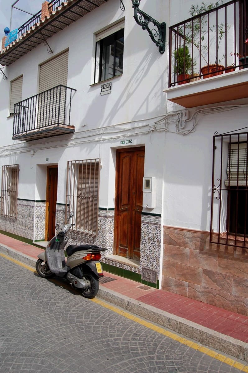 3 bedroom Apartment for sale in Nerja - € 800,000 (Ref: 7678535)