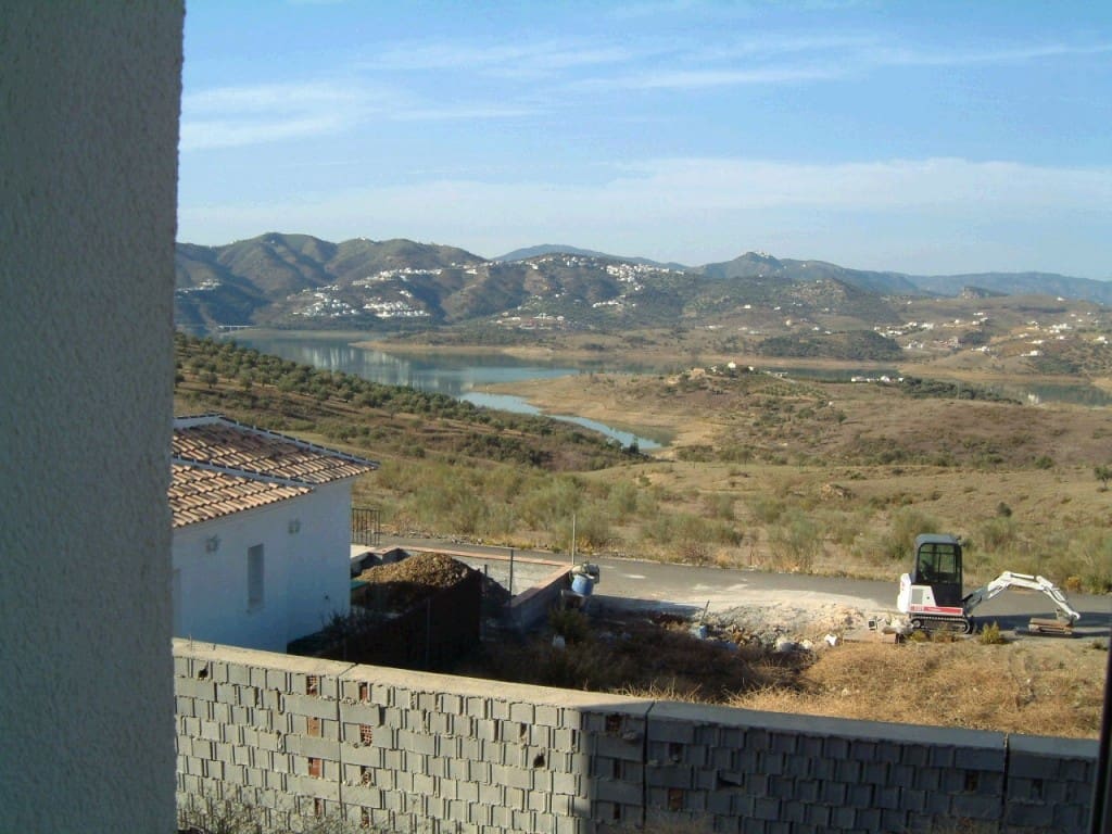 3 soveværelse Villa til salg i Vinuela med swimmingpool - € 404.250 (Ref: 7678552)