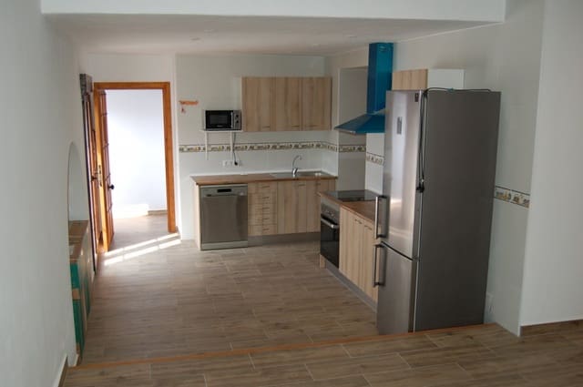 2 bedroom Apartment for rent in Frigiliana - € 850 (Ref: 7695430)