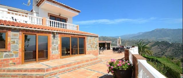 7 sovrum Villa att hyra i Torrox med pool - 4 500 € (Ref: 7720600)
