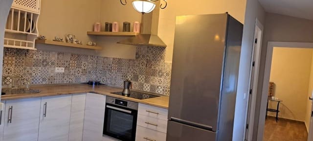 2 makuuhuone Maalaistalo vuokrattavana paikassa Nerja mukana uima-altaan - 1 400 € (Ref: 7876888)