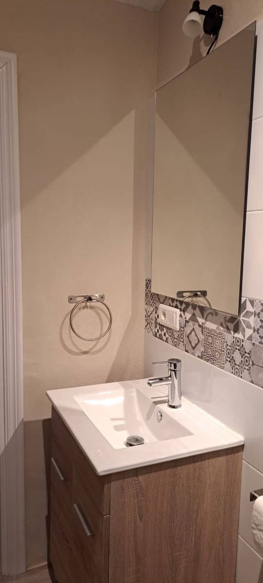 2 sovrum Finca/Hus på landet att hyra i Nerja med pool - 1 400 € (Ref: 7876888)