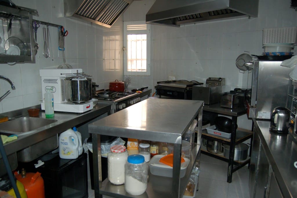 Restaurant/Bar til salg i Nerja - € 19.500 (Ref: 7990530)