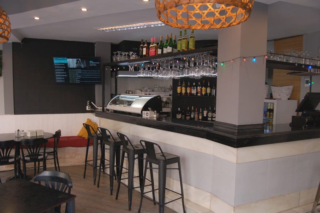 Restaurant/Bar til salg i Nerja - € 19.500 (Ref: 7990530)