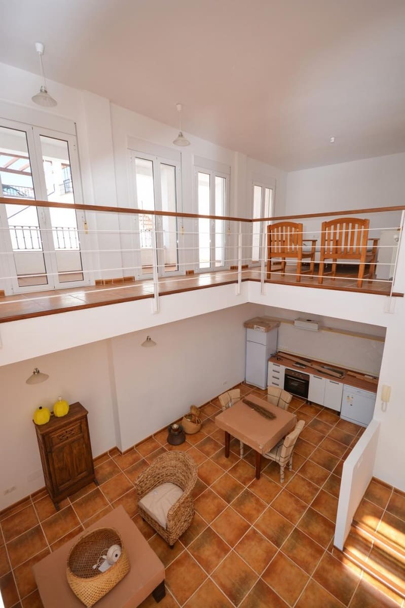 9 slaapkamer Villa te koop in Frigiliana met zwembad - € 1.200.000 (Ref: 7990533)