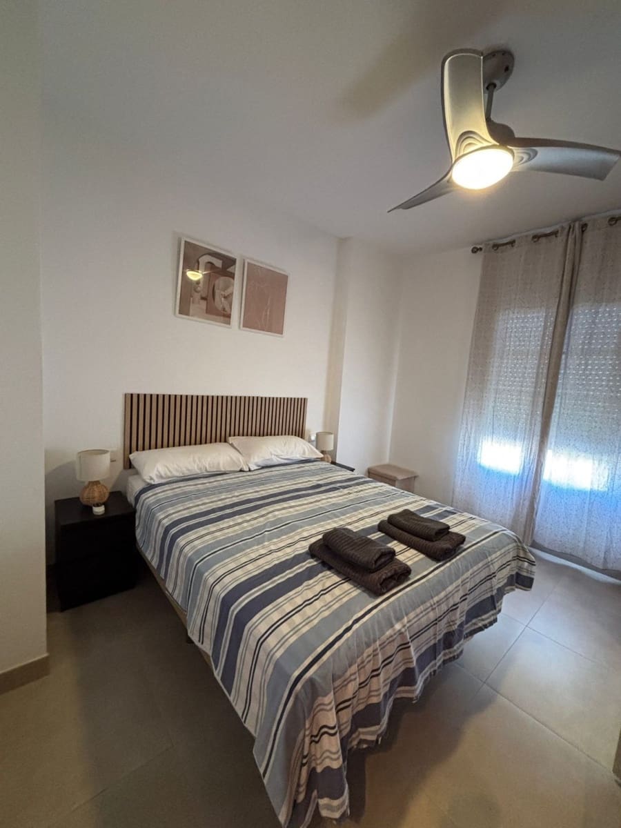 2 soveværelse Lejlighed til leje i Nerja - € 850 (Ref: 8012423)