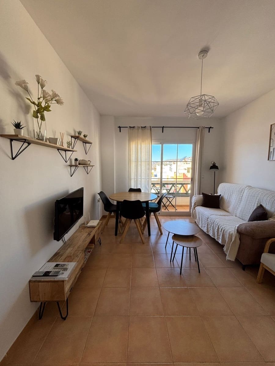 2 soveværelse Lejlighed til leje i Nerja - € 850 (Ref: 8012423)