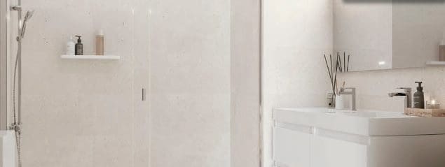 Apartamento de 2 habitaciones en Torre del Mar, Vélez-Málaga en venta con piscina garaje - 358.000 € (Ref: 8115377)