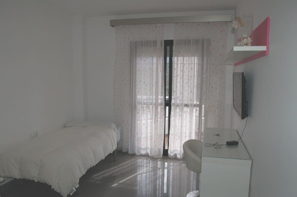 3 soverom Leilighet til leie i Frigiliana med svømmebasseng - € 1 300 (Ref: 8145032)