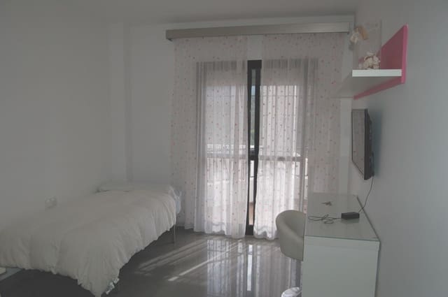 3 makuuhuone Huoneisto vuokrattavana paikassa Frigiliana mukana uima-altaan - 1 300 € (Ref: 8145032)