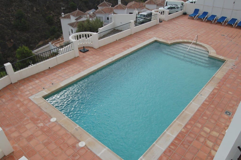 3 soverom Leilighet til leie i Frigiliana med svømmebasseng - € 1 300 (Ref: 8145032)