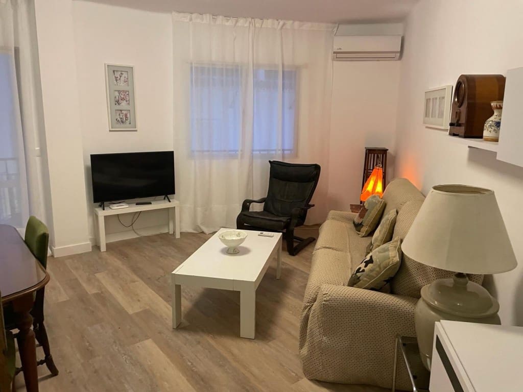 2 Zimmer Apartment zu vermieten in Nerja - 750 € (Ref: 8151338)