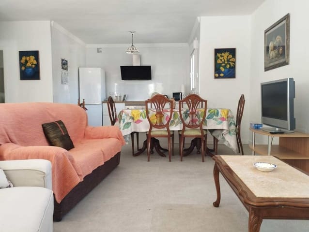 3 bedroom Villa for rent in Torrox with pool - € 1,500 (Ref: 8206069)