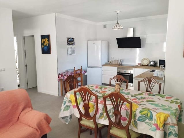 3 bedroom Villa for rent in Torrox with pool - € 1,500 (Ref: 8206069)