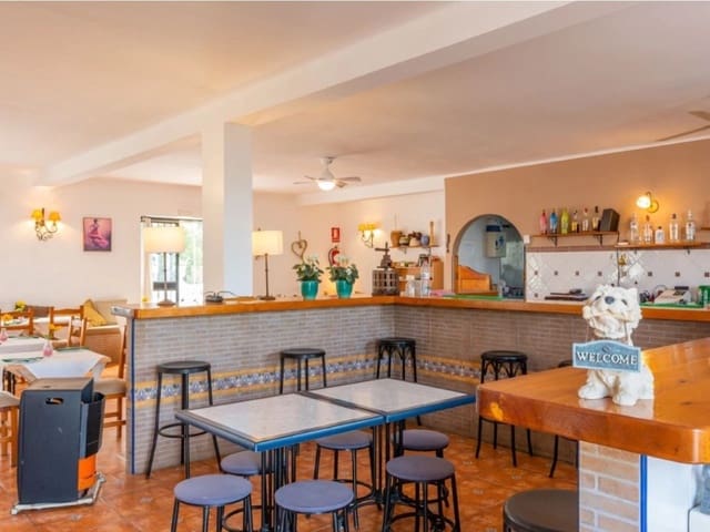 Restaurant/Bar til salgs i Nerja - € 395 000 (Ref: 8247485)