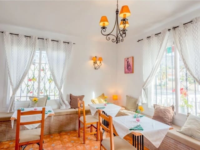 Restaurant/Bar til salgs i Nerja - € 395 000 (Ref: 8247485)