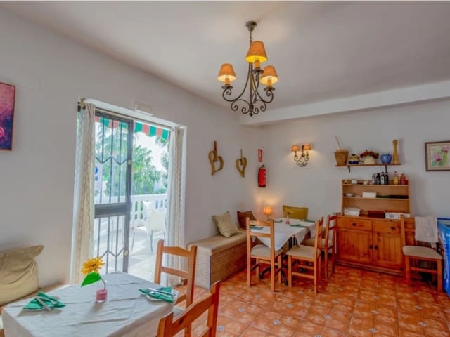 Restaurant/Bar til salgs i Nerja - € 395 000 (Ref: 8247485)