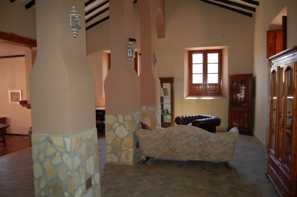 3 bedroom Villa for sale in Nerja with pool - € 995,000 (Ref: 8315955)