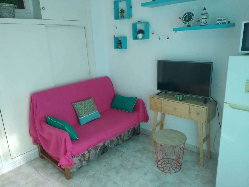 Studio for rent in Nerja with pool - € 550 (Ref: 8315957)