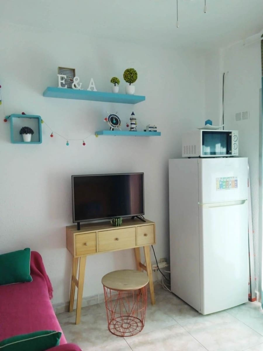 Studio for rent in Nerja with pool - € 550 (Ref: 8315957)