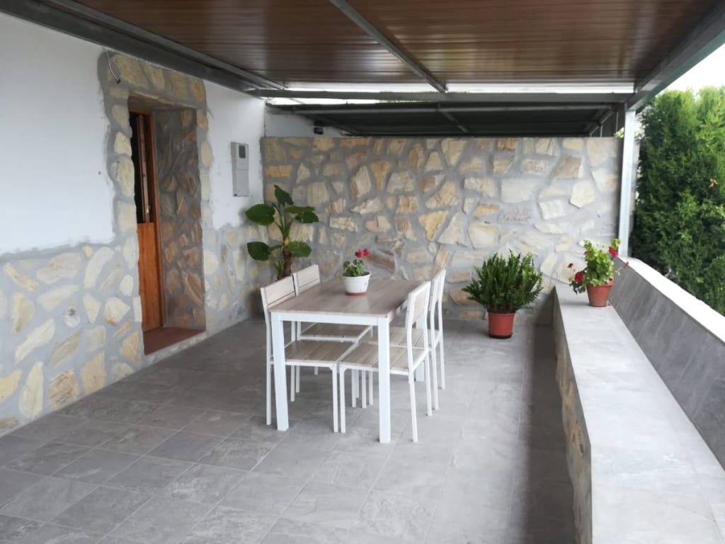 2 soveværelse Finca/Landehus til leje i Almunecar - € 825 (Ref: 8315958)