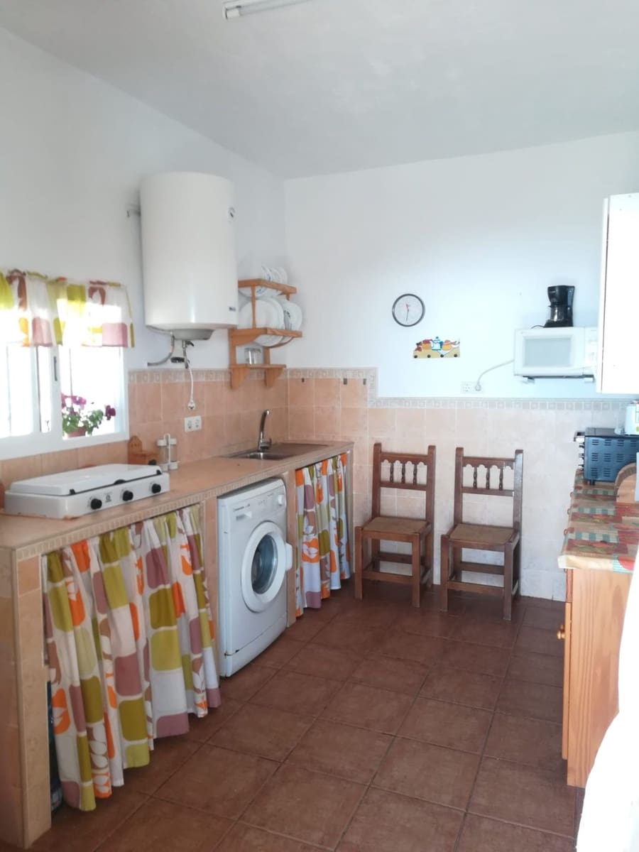 2 soveværelse Finca/Landehus til leje i Almunecar - € 825 (Ref: 8315958)