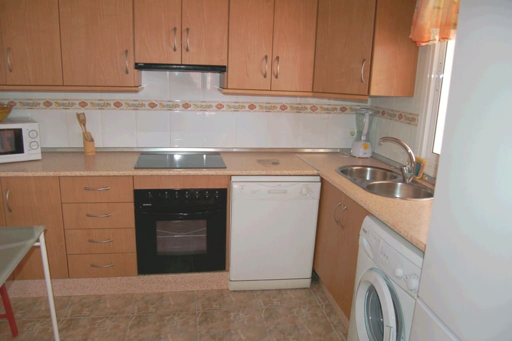 2 soveværelse Villa til leje i Torrox med swimmingpool - € 1.400 (Ref: 8315962)