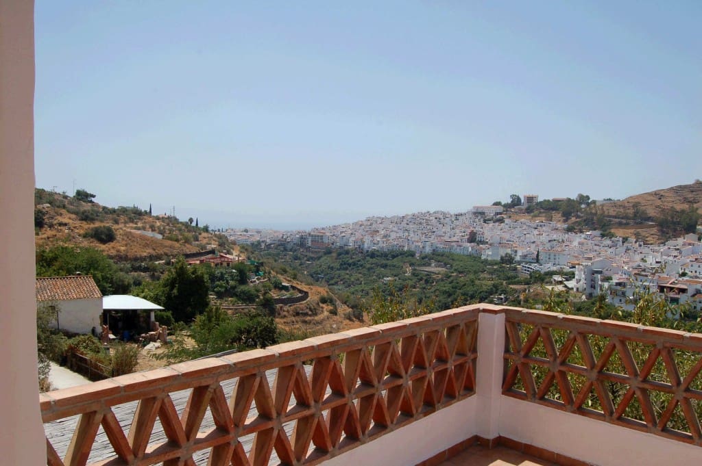 2 soveværelse Villa til leje i Torrox med swimmingpool - € 1.400 (Ref: 8315962)