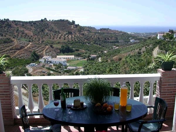 3 bedroom Villa for rent in Frigiliana with pool - € 1,700 (Ref: 8315964)