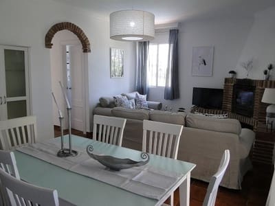 4 bedroom Villa for rent in Frigiliana with pool garage - € 2,000 (Ref: 8315965)