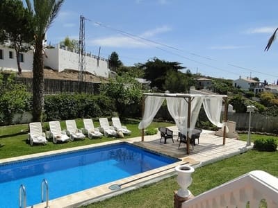 4 bedroom Villa for rent in Frigiliana with pool garage - € 2,000 (Ref: 8315965)