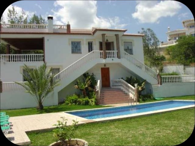 4 bedroom Villa for rent in Frigiliana with pool garage - € 2,000 (Ref: 8315965)